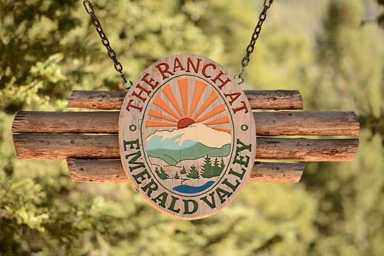 Entrance sign
